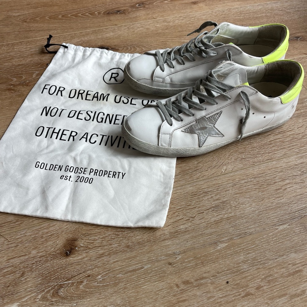 MENS size 12 golden goose super stars- like new!